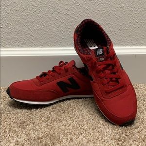 New Balance 410 in Red and Black Plaid. Womens 7.5